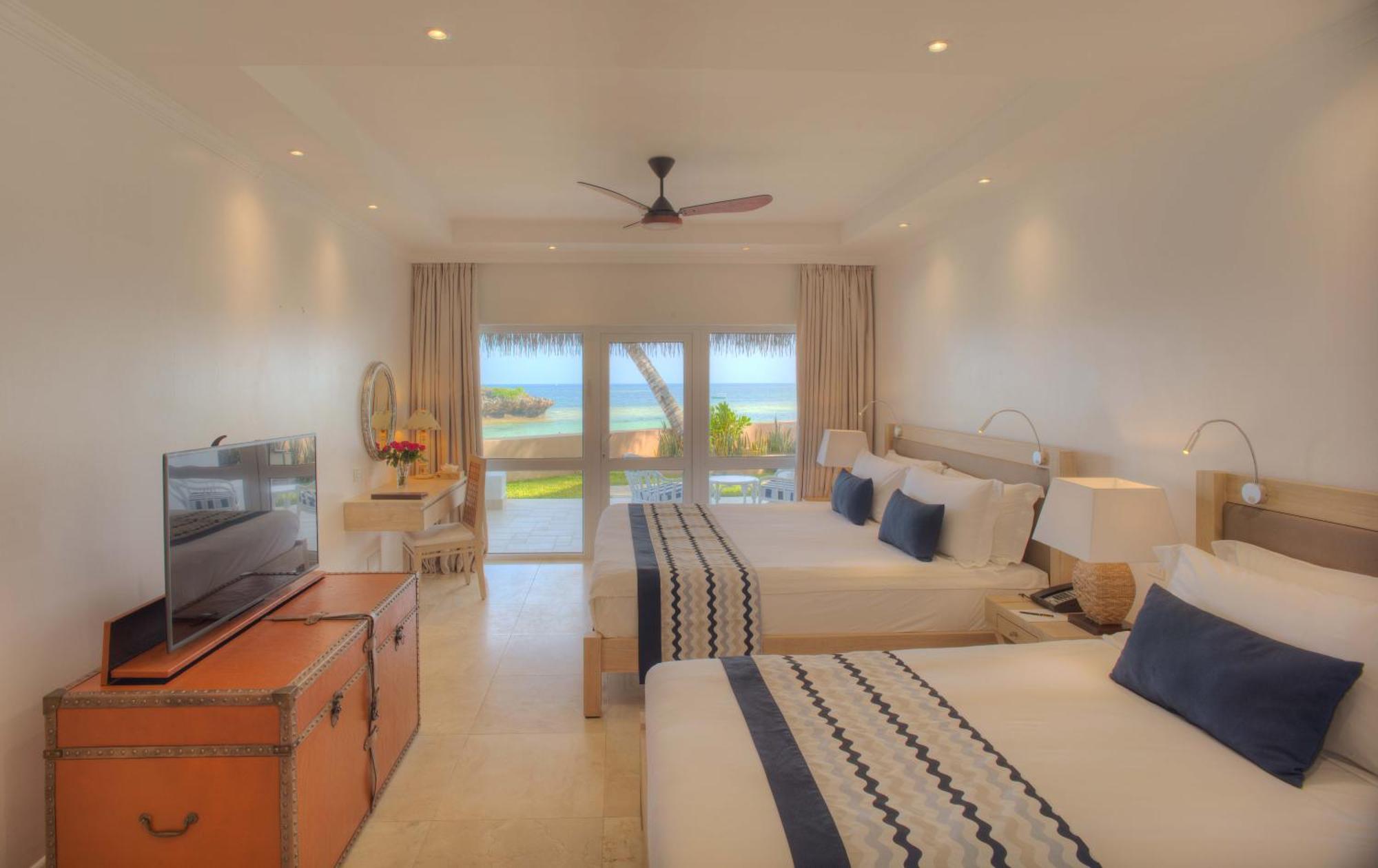 Hemingways Watamu Hotel Exterior photo