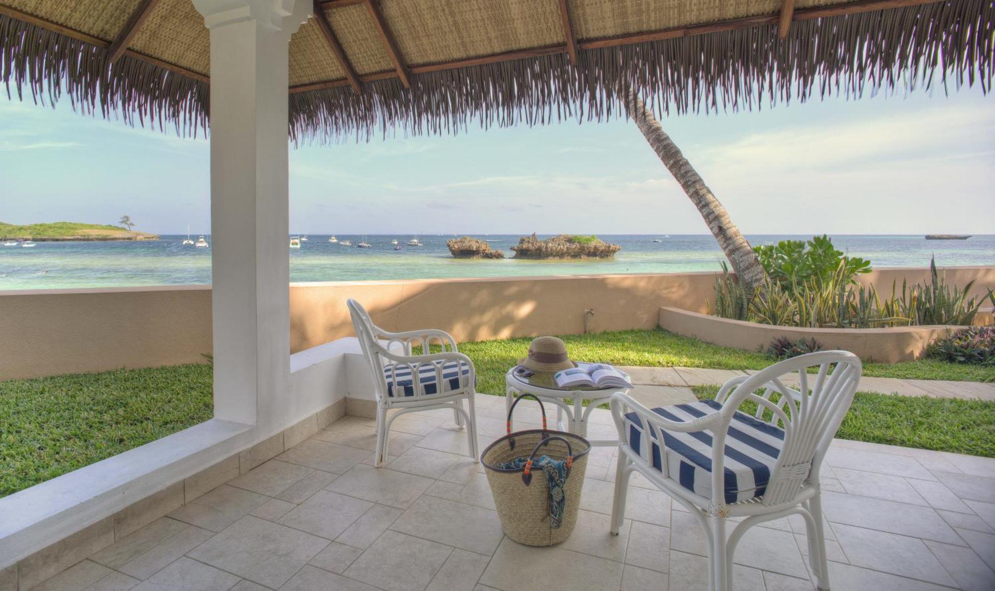 Hemingways Watamu Hotel Exterior photo